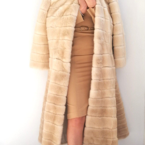 586. HAINA BLANA NURCA (VIZON), CLOS