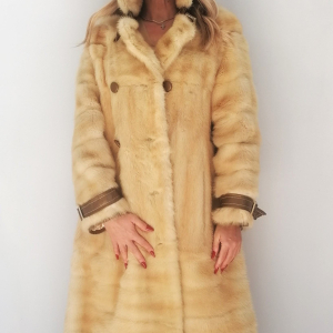 599. HAINA BLANA NURCA (VIZON)